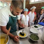 Instructor de Cocina y Gastronomía con enfoque práctico para principiantes y avanzados